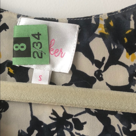 Parker Floral Wrap Dress - Picture 4 of 8